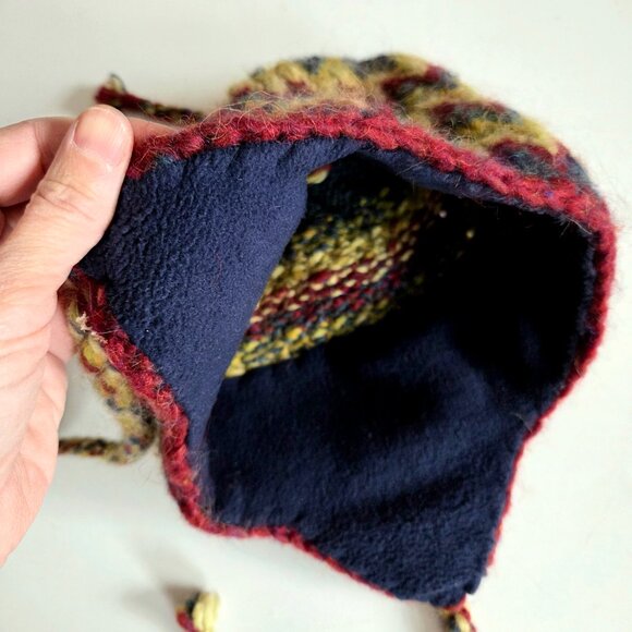 Handknit 100% Icelandic wool hat. - Picture 4 of 7